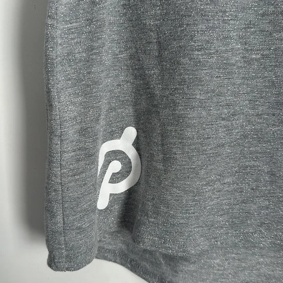 Gray with Sparkles Cropped Peloton Tank M - Picture 2 of 5